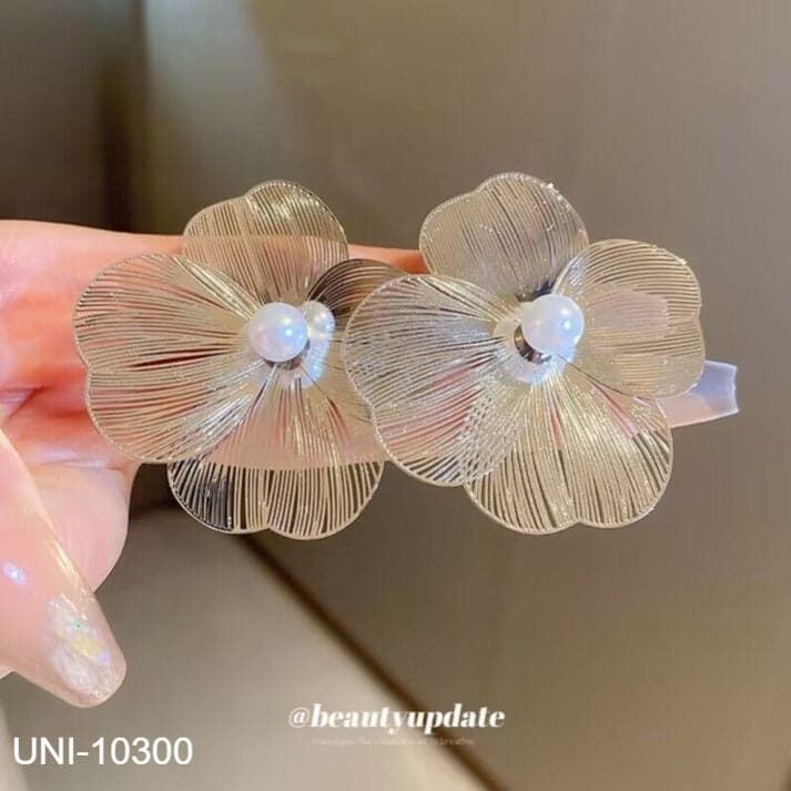 Silver Flower Pearl Earring