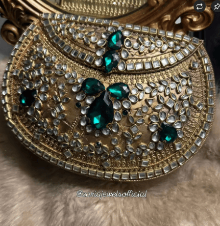 Emerald Kundan Sling